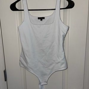 White sleeveless bodysuit